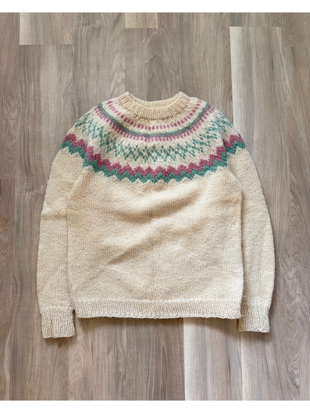 Vintage Handknit Grandma Style Sweater